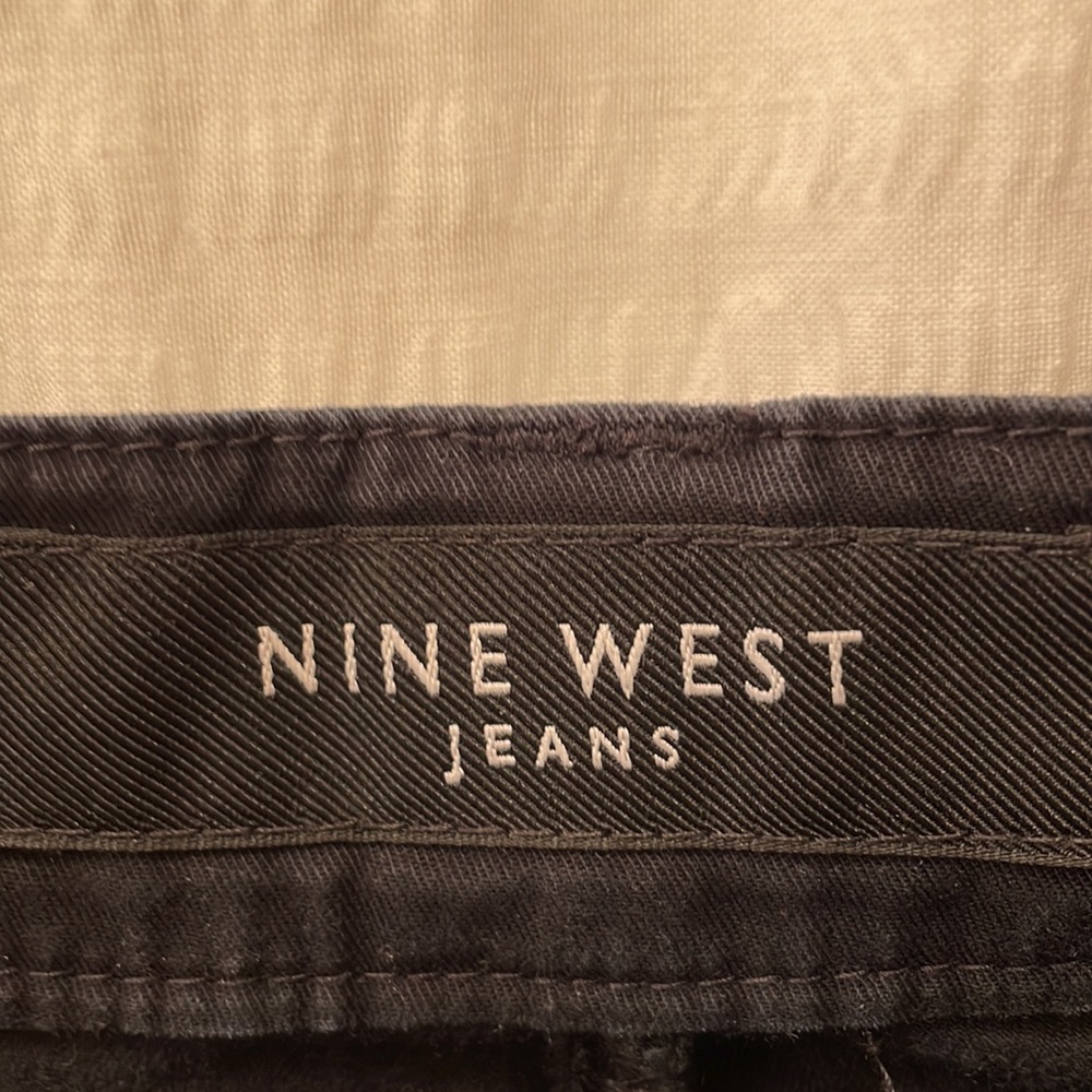 Nine West Capris - Picture 10 of 12